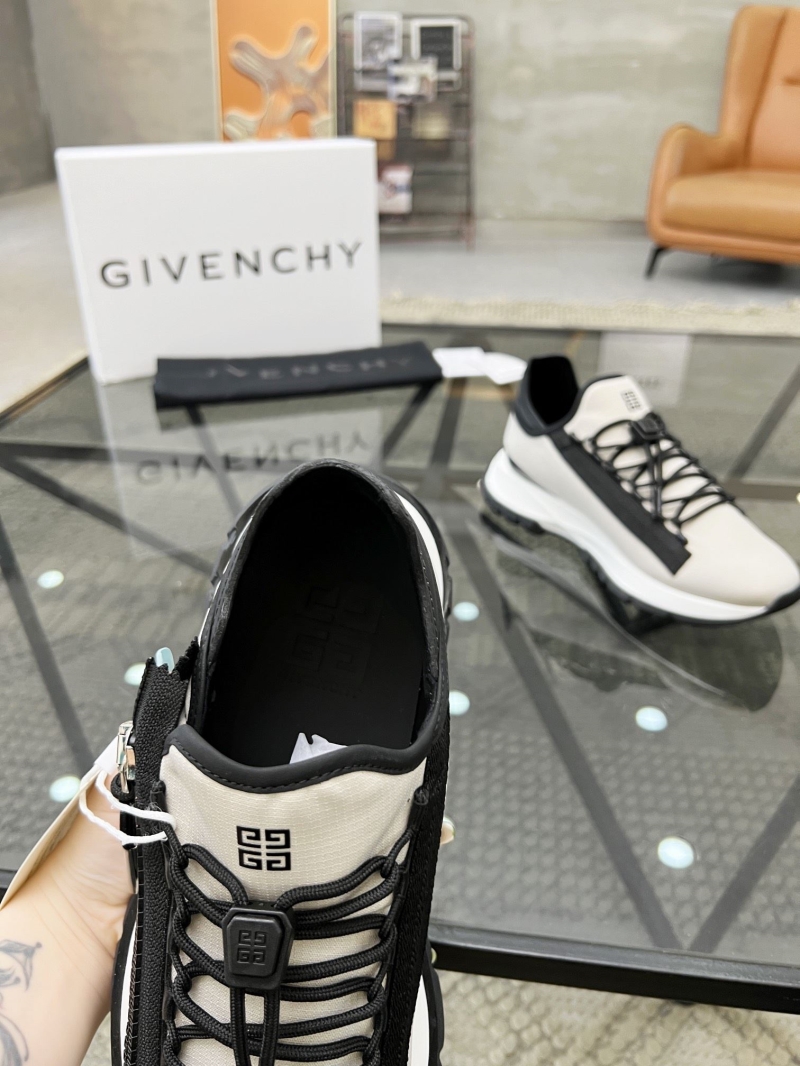 Givenchy Sneakers